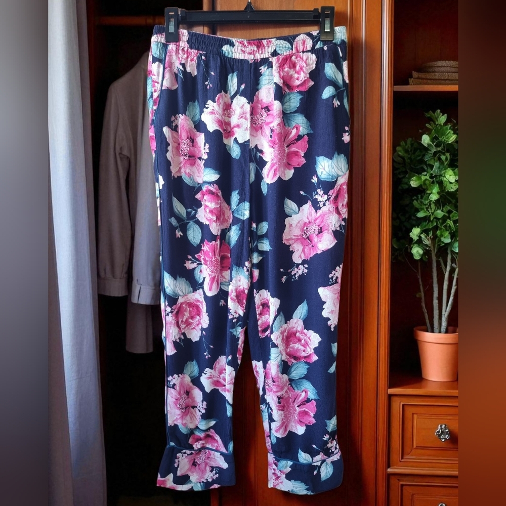 Oysho Navy Floral Women's Slip-On Ankle Length Pants Size M